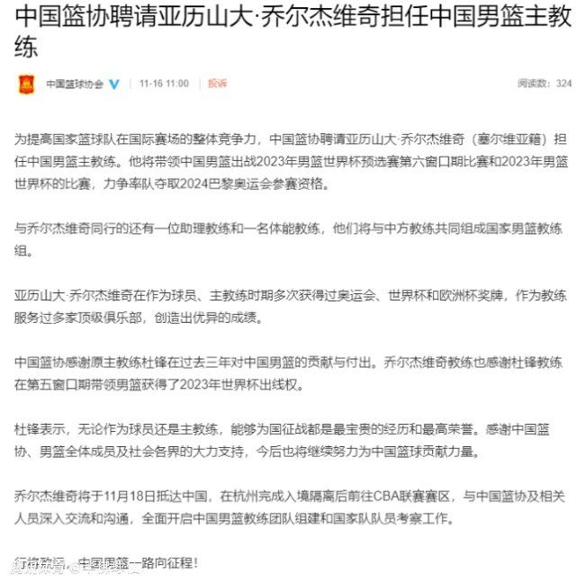 改编自真人真事，以伊拉克战争为布景，讲诉水兵陆战队下士梅根·利维和她的军犬瑞克斯一路解救了多人生命的故事。在履历存亡与彼此救赎后，一人一犬成立深挚感情的故事。 它在真实的布景下以一种特别的体例升华了人与狗的感情。狗不再是宠物，而是以战友身份与人相处；它们不再糊口在人类的呵护下，而是反过来，用本身的身躯庇护人类。 该片以“军犬”这个别致的角度还原伊拉克战争，初次周全揭示军犬在战区排爆、救人的触目惊心的画面，真实描绘了女兵梅根·利维与军犬瑞克斯在疆场上严重、英勇的状况。